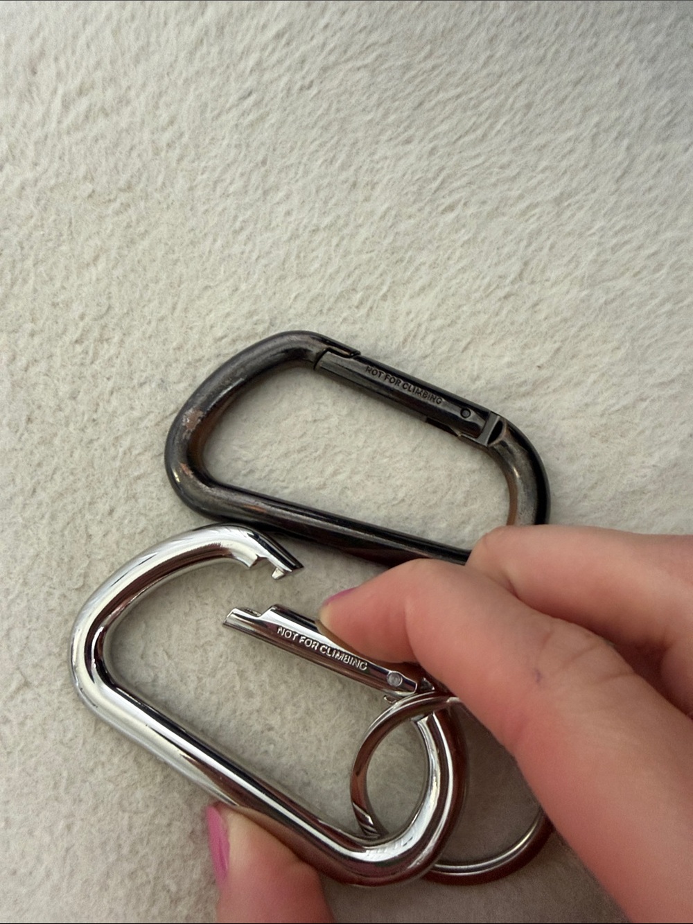 lululemon athletica Dual Metal Grooming Keychain Tools - Silver & Black bundle - Picture 3 of 3